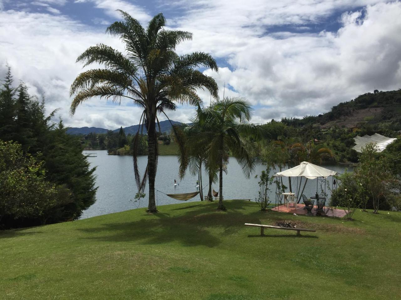 Casa Finca Tipica The Lake Hotel Guatapé Kültér fotó